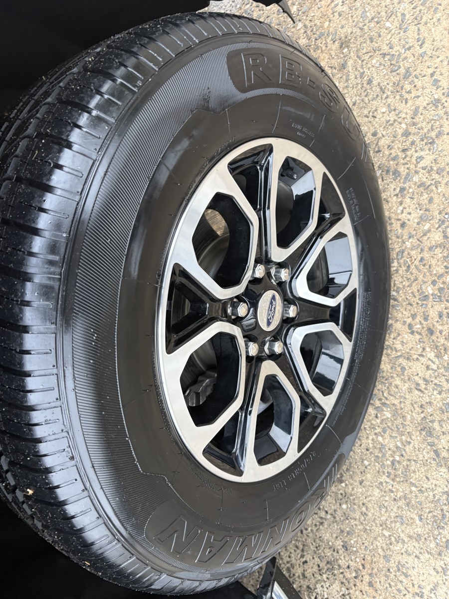 Ford Expedition MAX XLT 4WD 2023