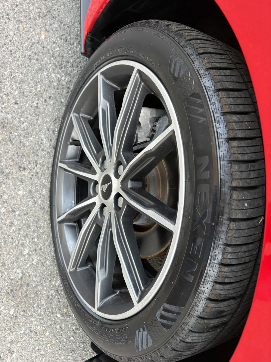 Ford Mustang EcoBoost Coupe 2018