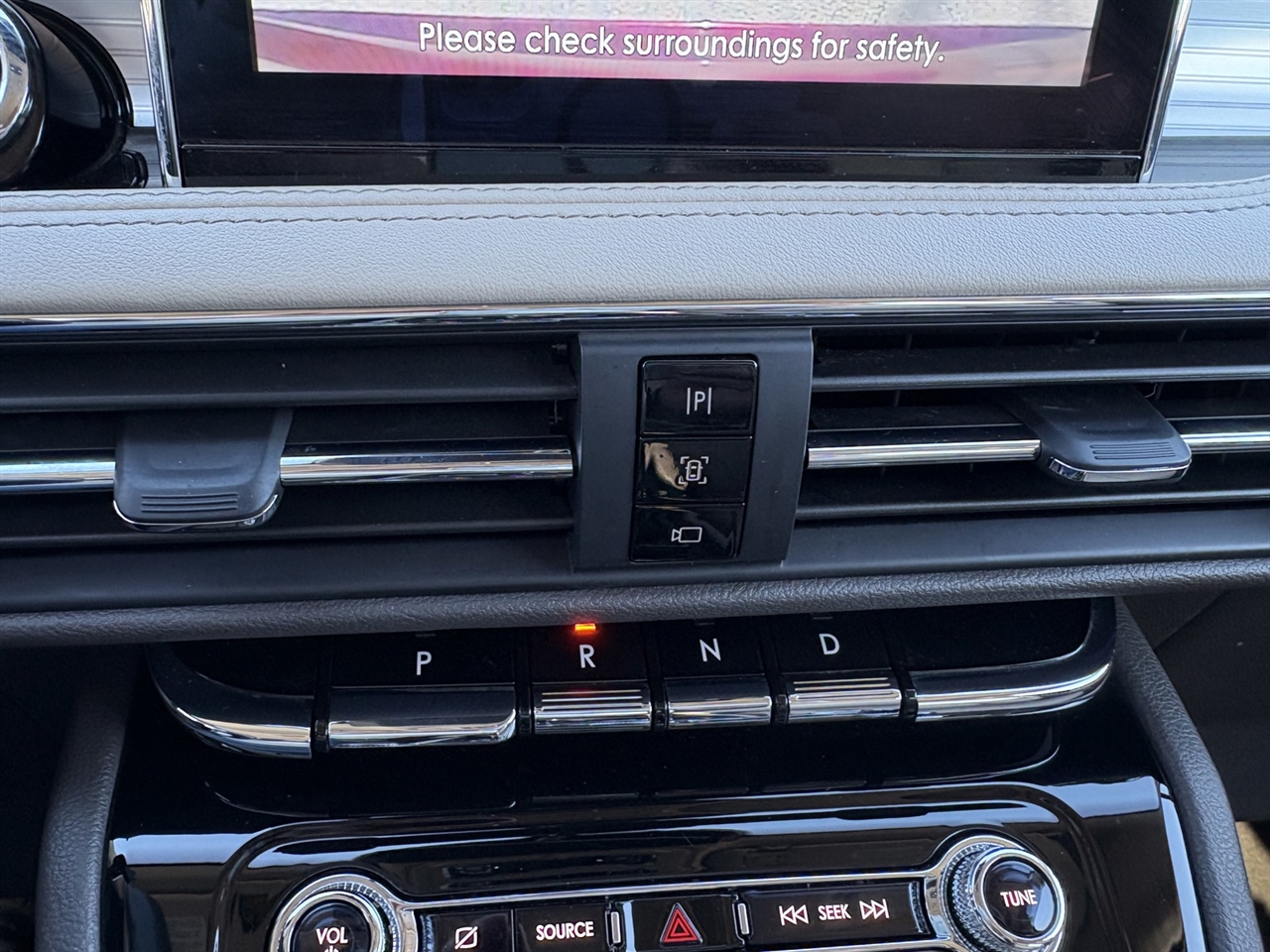 Lincoln Corsair Base AWD 2021