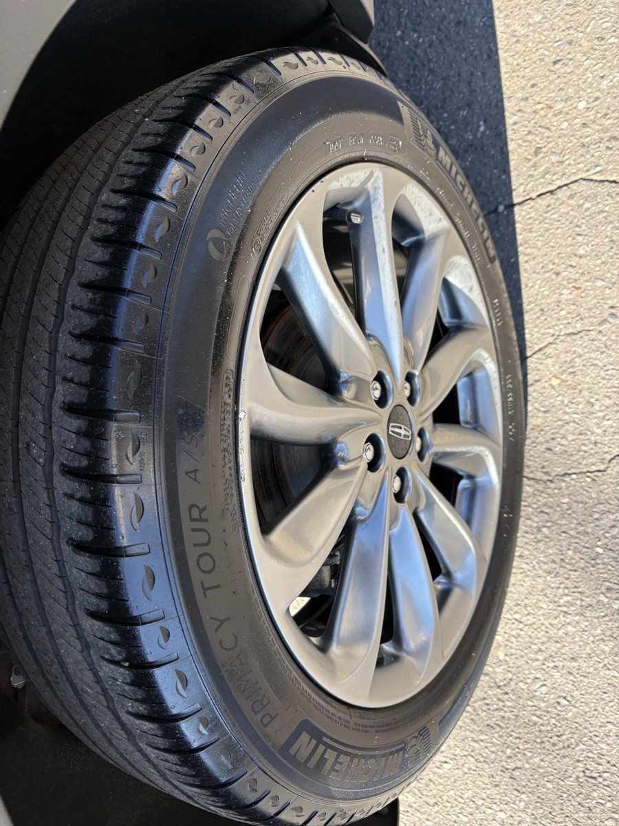 Lincoln Corsair Base AWD 2021