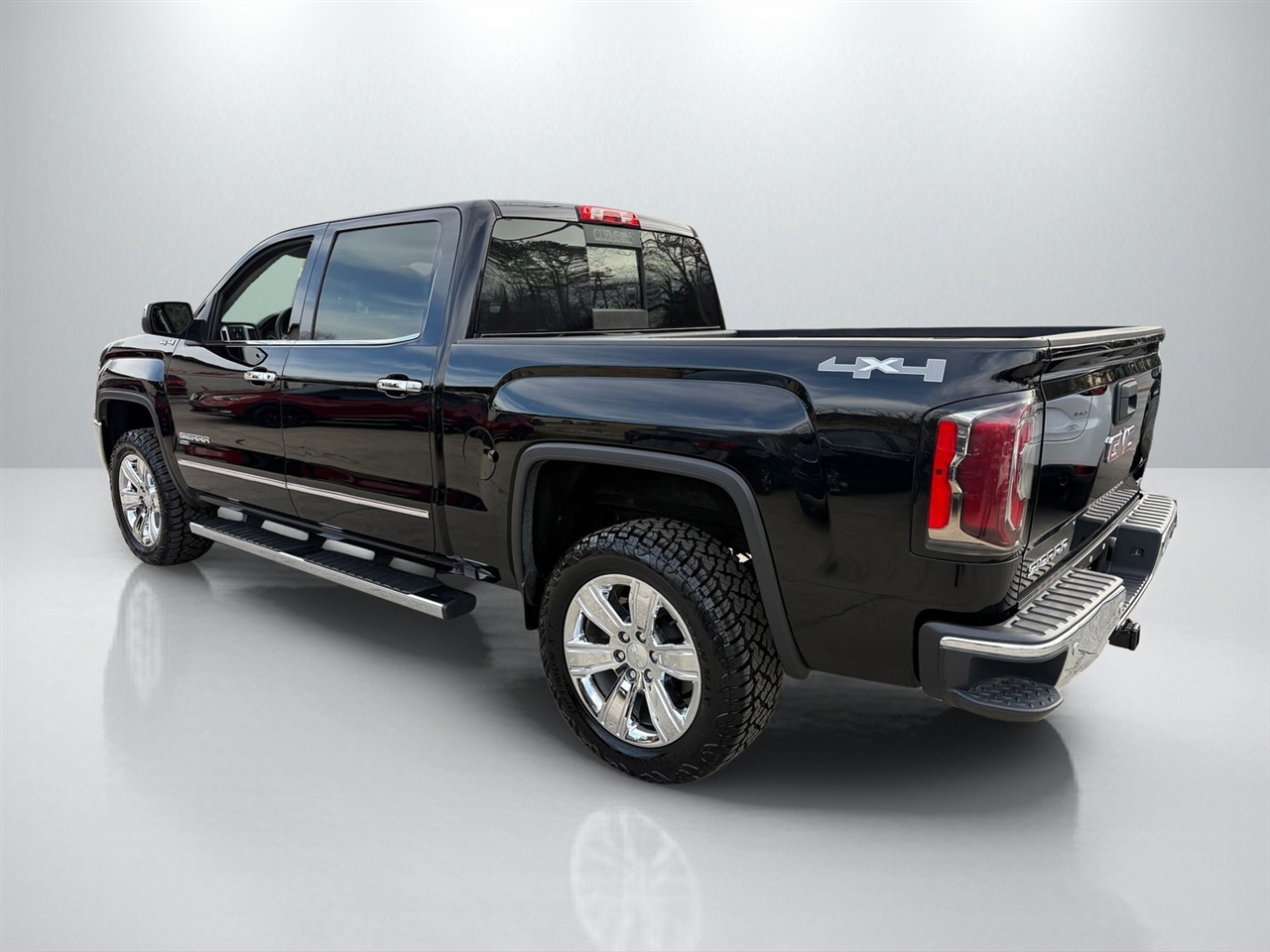GMC Sierra 1500 SLT Crew Cab Short Box 4WD 2018