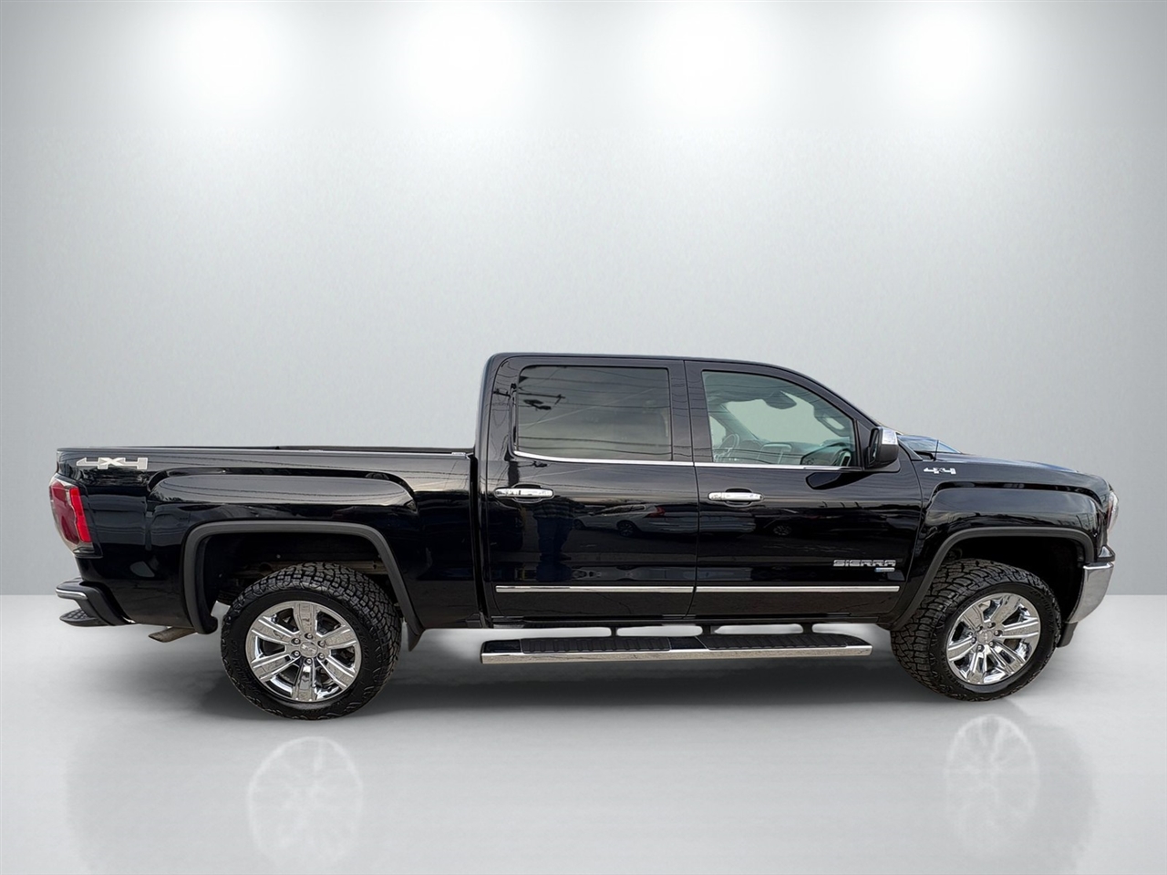 GMC Sierra 1500 SLT Crew Cab Short Box 4WD 2018