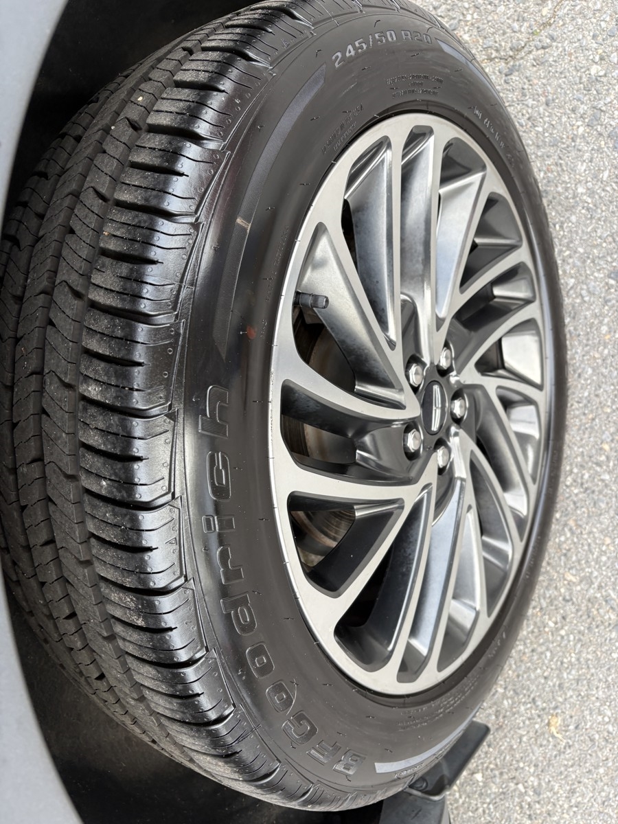 Lincoln Nautilus Reserve AWD 2020