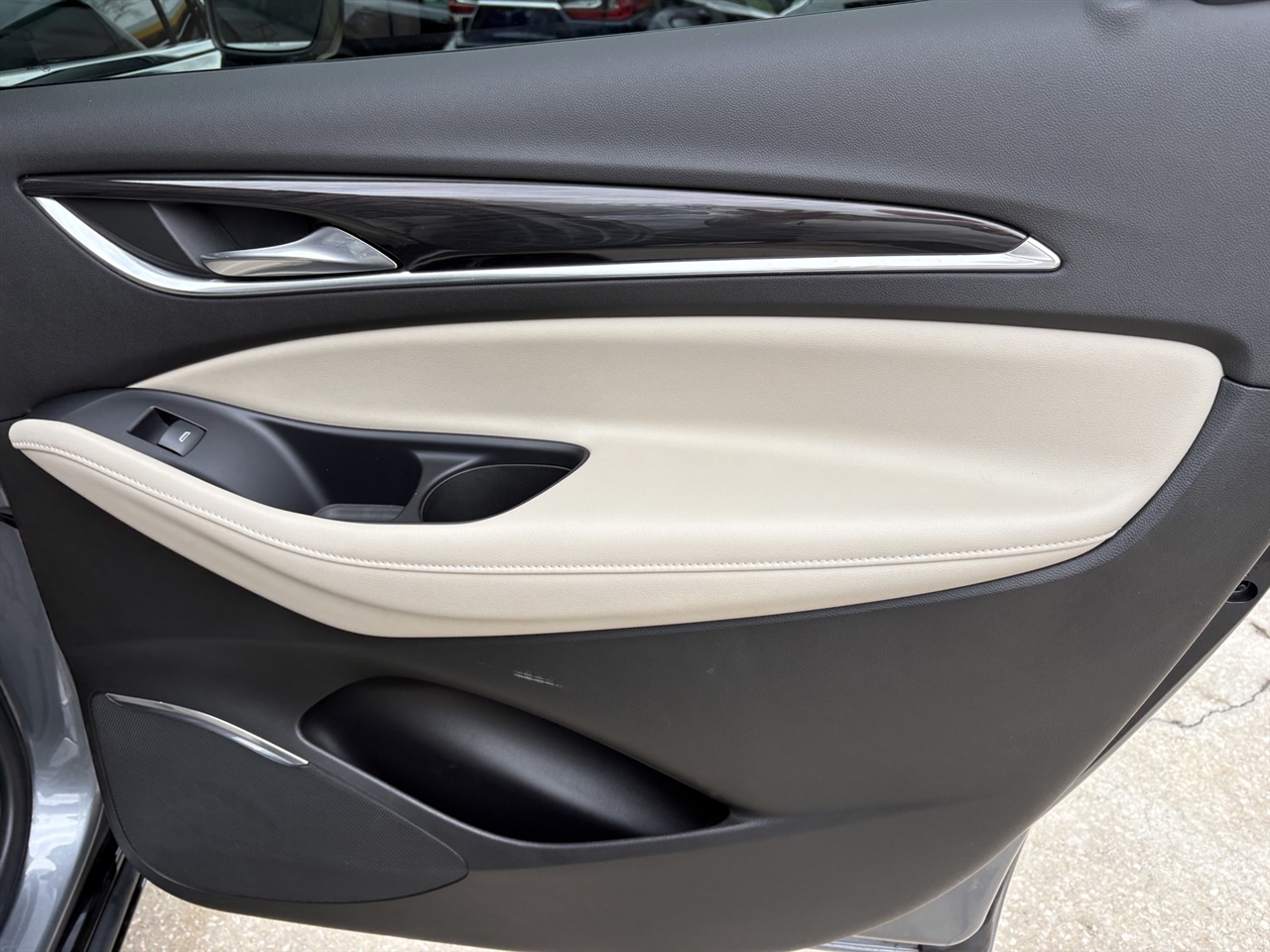 Buick Enclave Essence FWD 2020