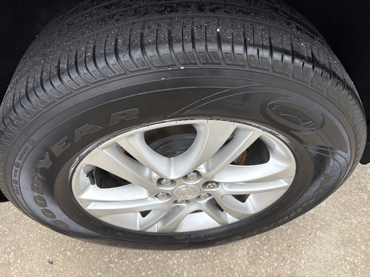 Buick Enclave Essence FWD 2020