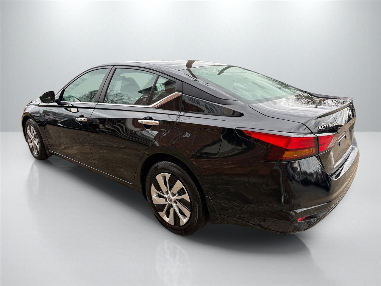 Nissan Altima 2.5 S 2023