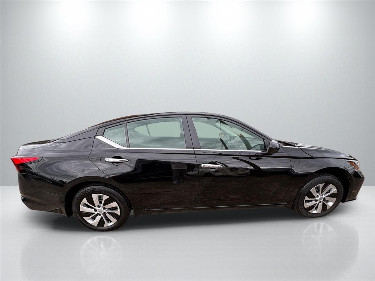 Nissan Altima 2.5 S 2023