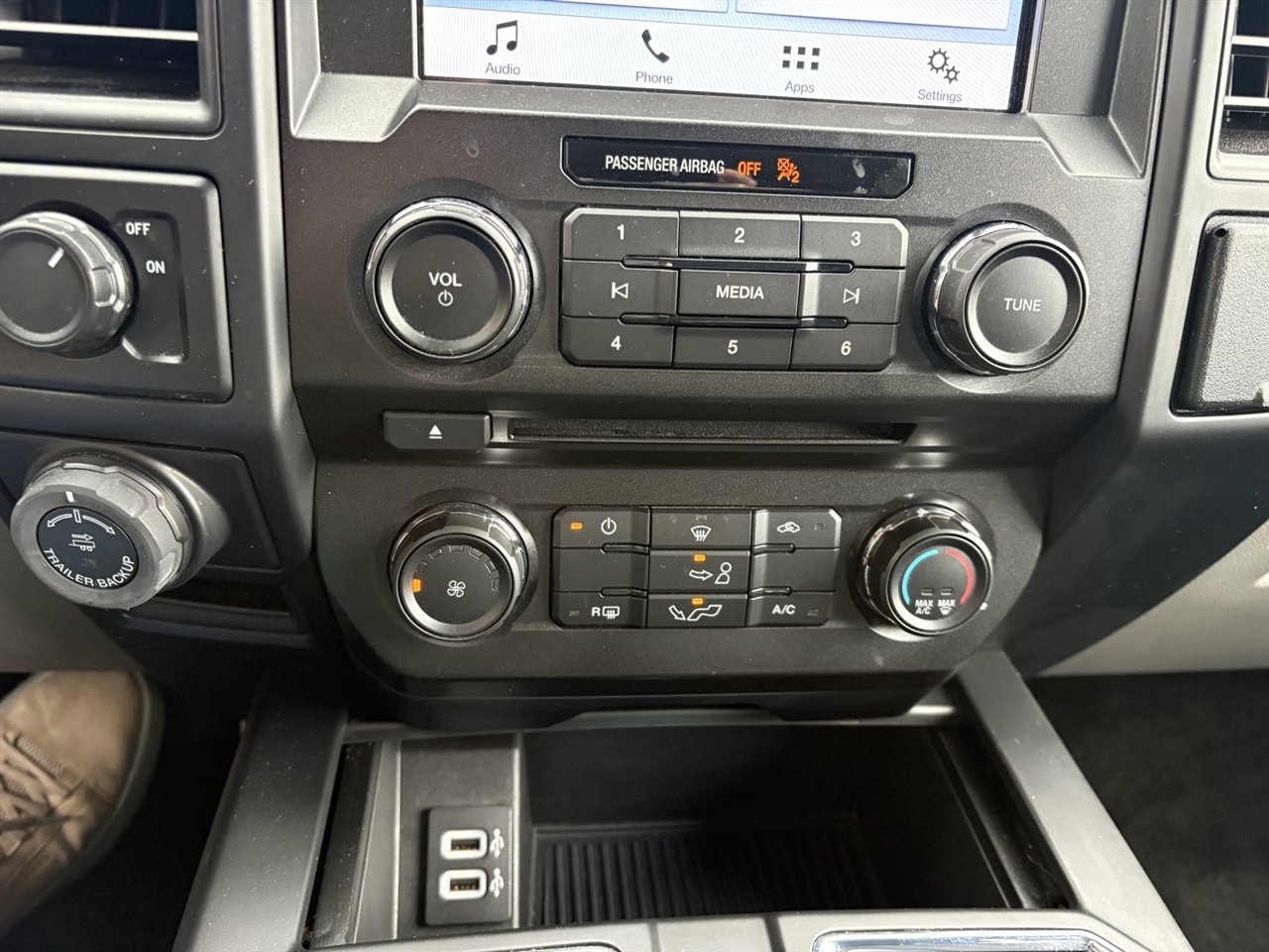 Ford F-150 XL SuperCrew 5.5-ft. Bed 2WD 2018