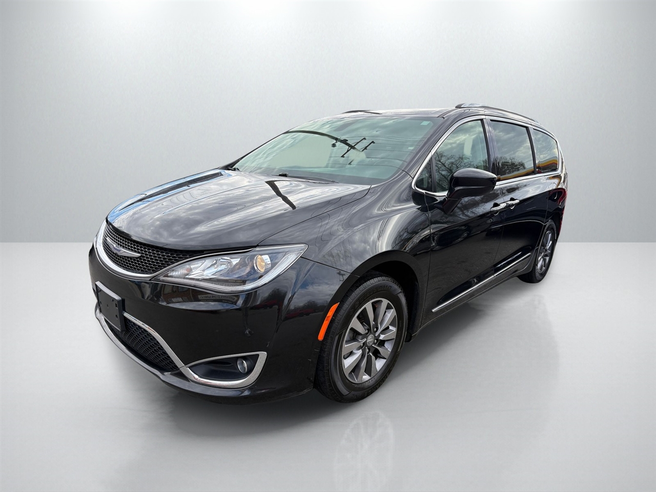 Chrysler Pacifica Touring-L Plus 2020