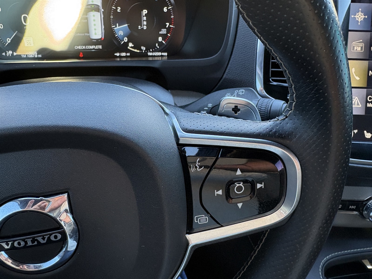 Volvo XC90 T6 R-Design AWD 2017