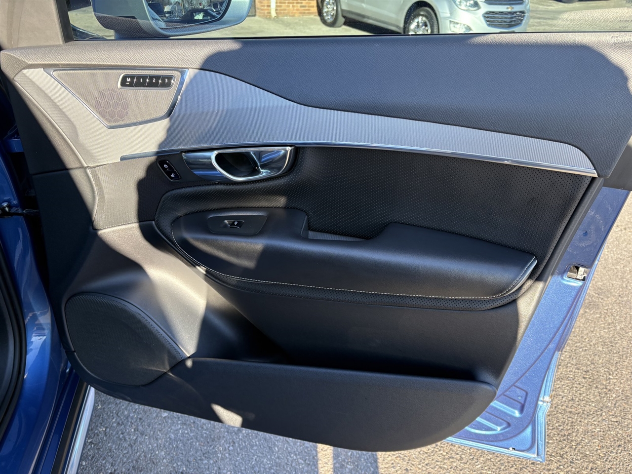 Volvo XC90 T6 R-Design AWD 2017