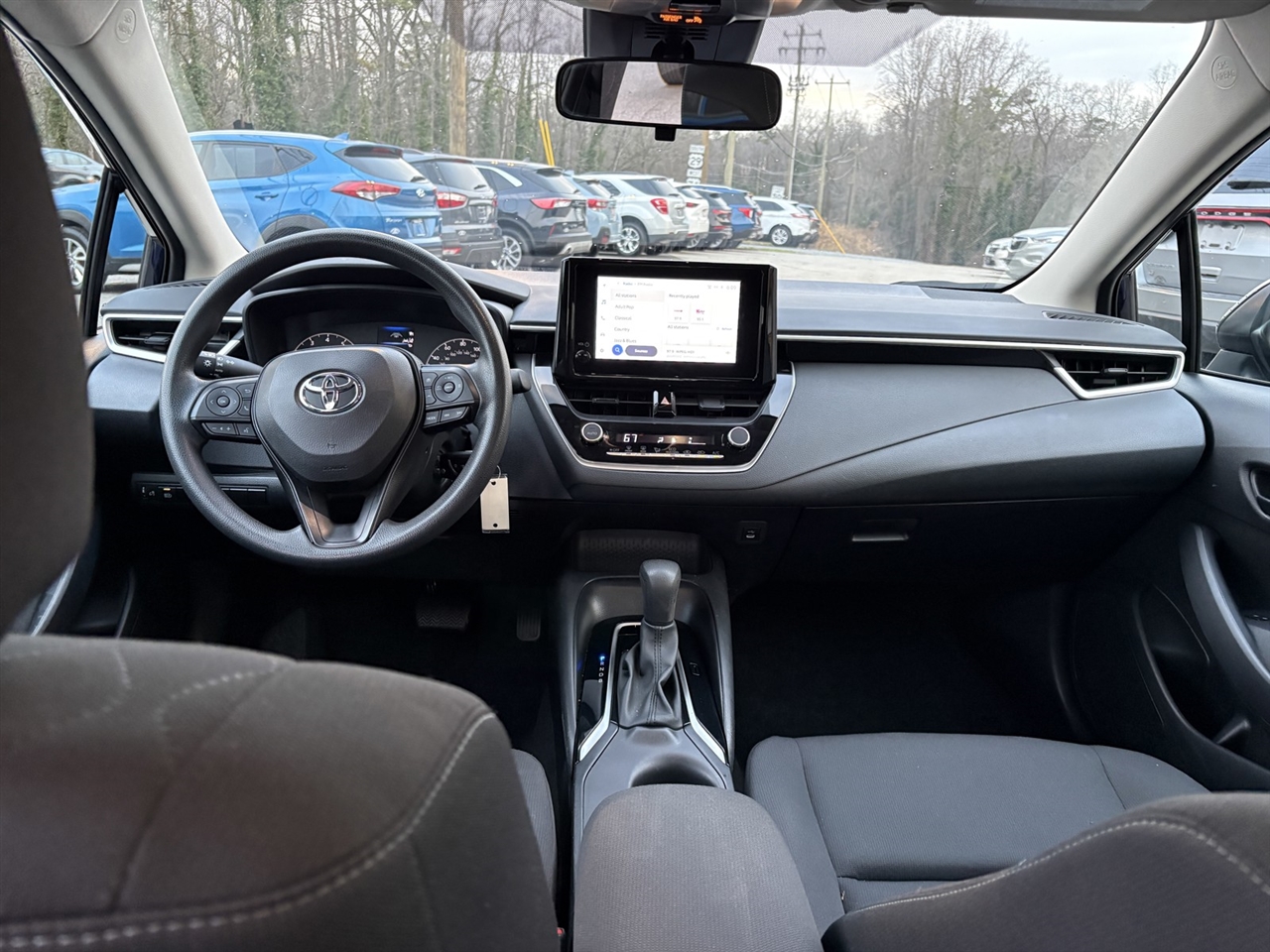 Toyota Corolla LE 2024