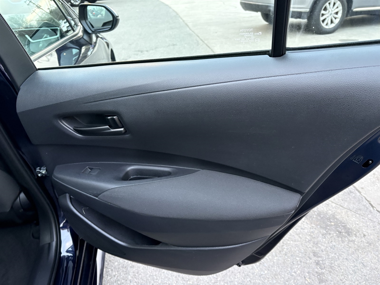 Toyota Corolla LE 2024