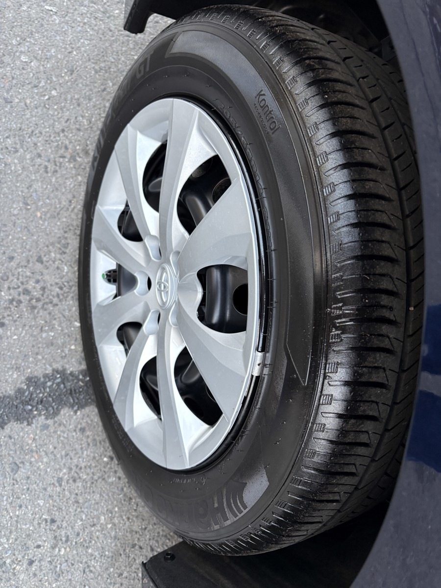 Toyota Corolla LE 2024