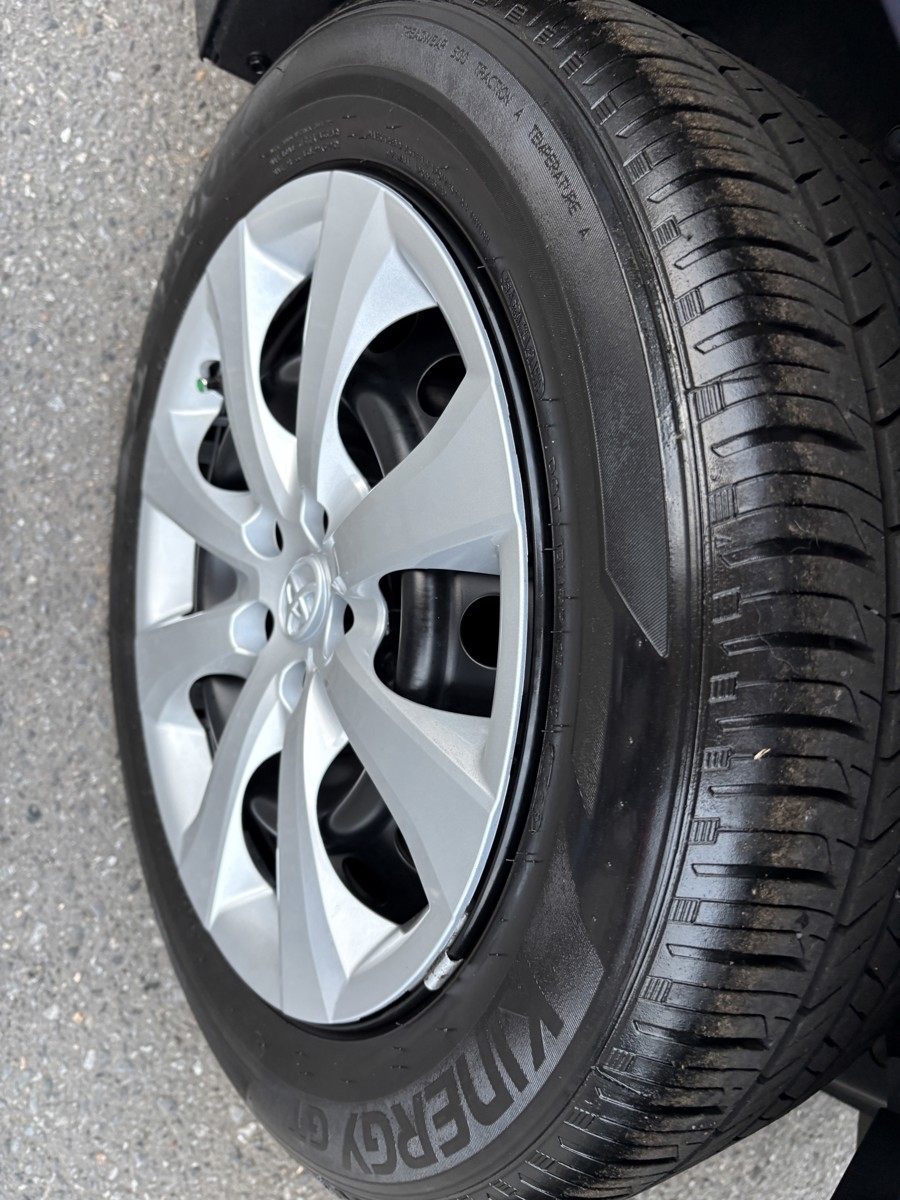 Toyota Corolla LE 2024