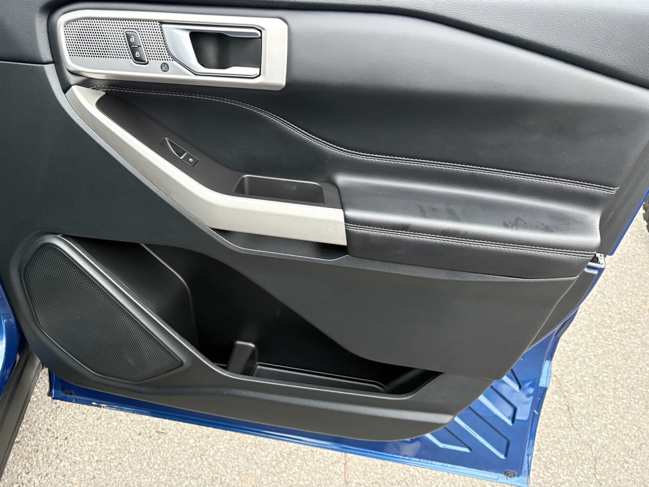 Ford Explorer Limited AWD 2023