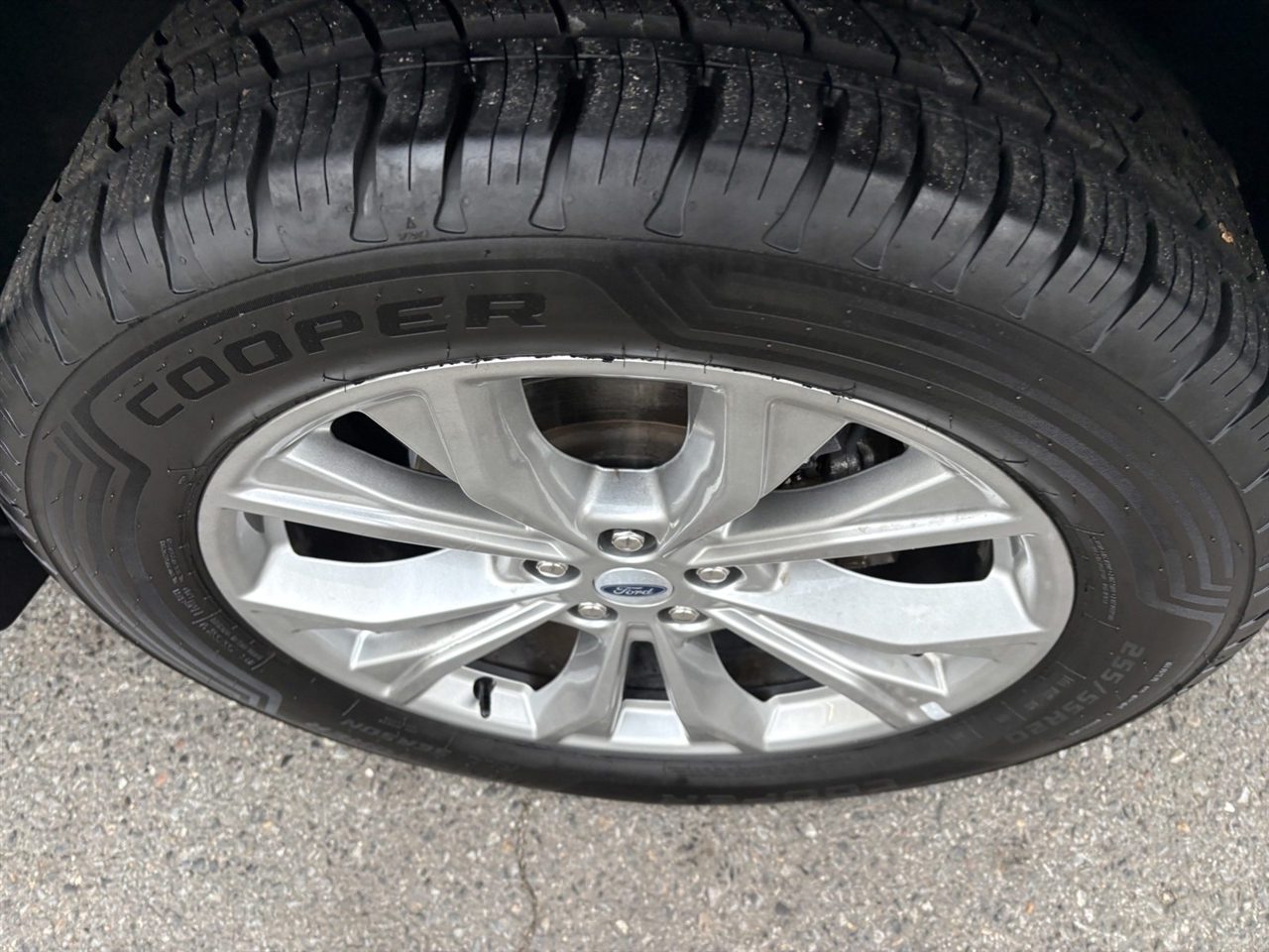 Ford Explorer Limited AWD 2023