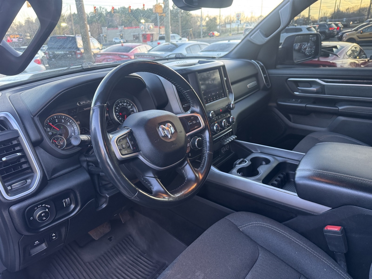 RAM 1500 Big Horn/Lone Star 4x2 Crew Cab 5'7" Box 2021