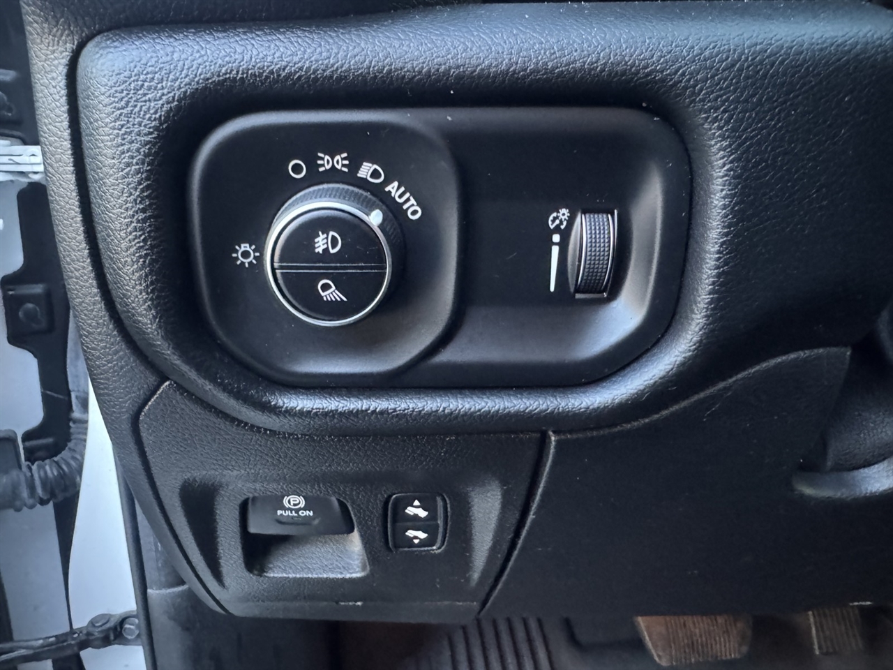 RAM 1500 Big Horn/Lone Star 4x2 Crew Cab 5'7" Box 2021