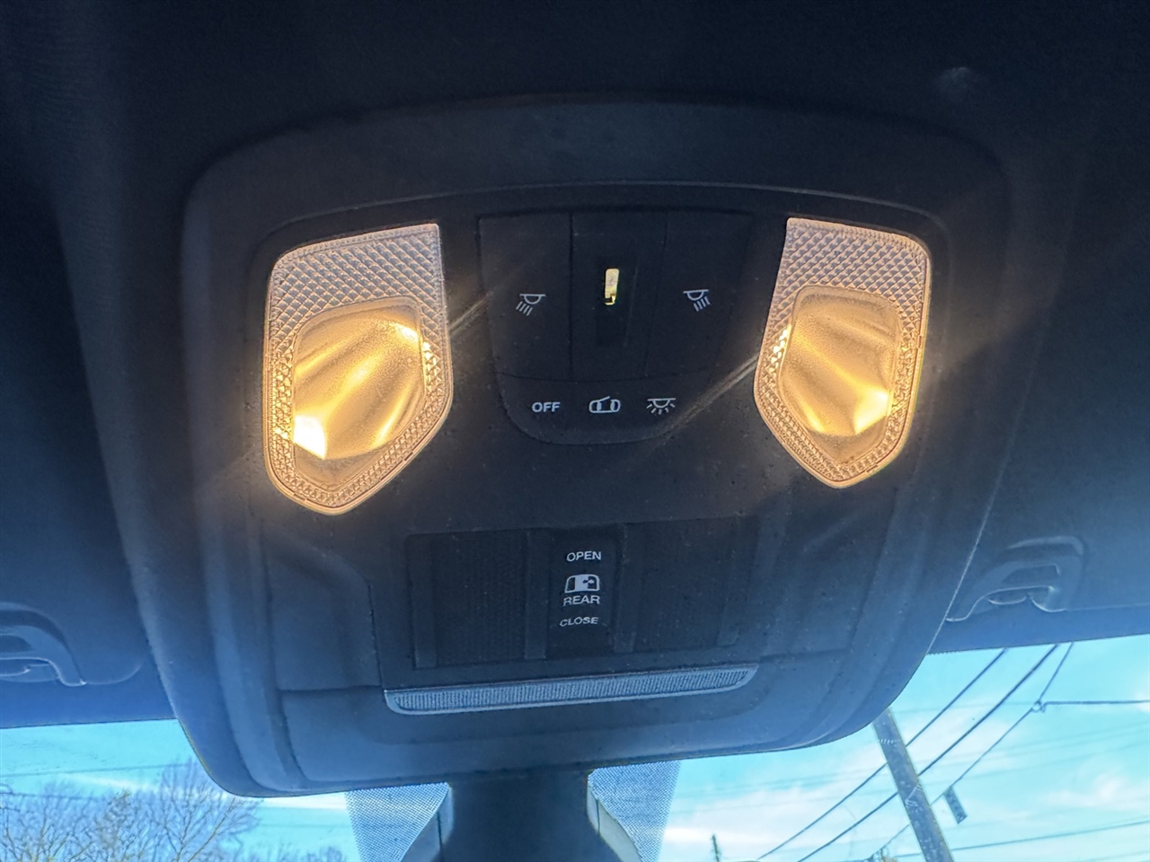 RAM 1500 Big Horn/Lone Star 4x2 Crew Cab 5'7" Box 2021