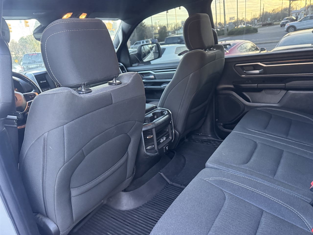 RAM 1500 Big Horn/Lone Star 4x2 Crew Cab 5'7" Box 2021