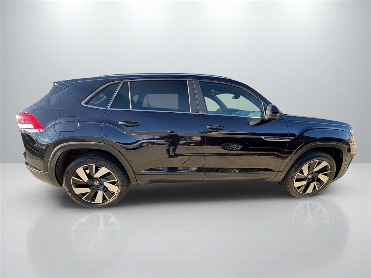 Volkswagen Atlas Cross Sport SE w/Technology AWD 2024