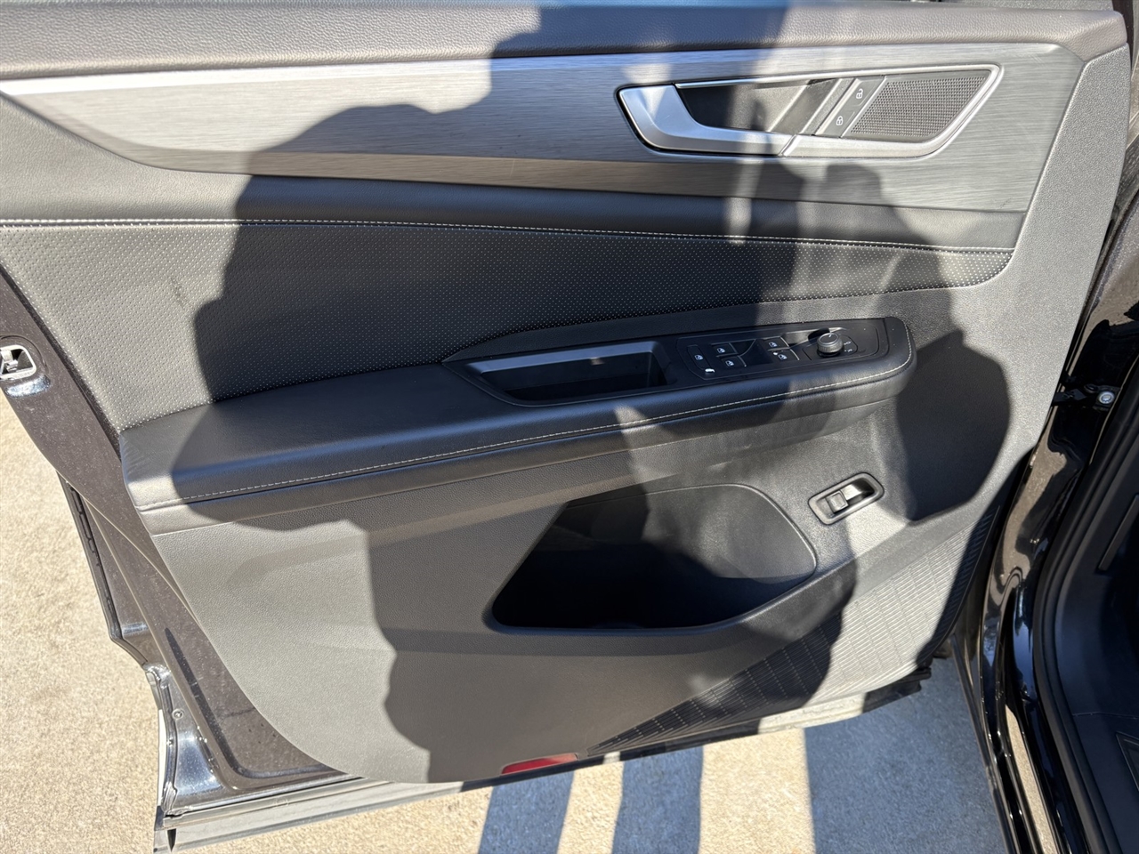 Volkswagen Atlas Cross Sport SE w/Technology AWD 2024