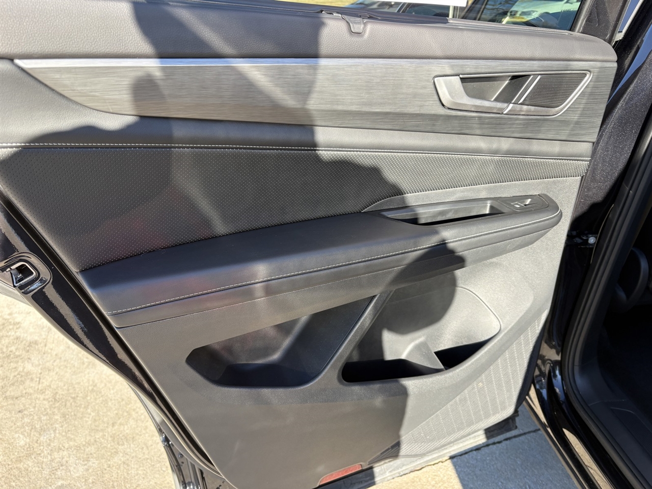 Volkswagen Atlas Cross Sport SE w/Technology AWD 2024