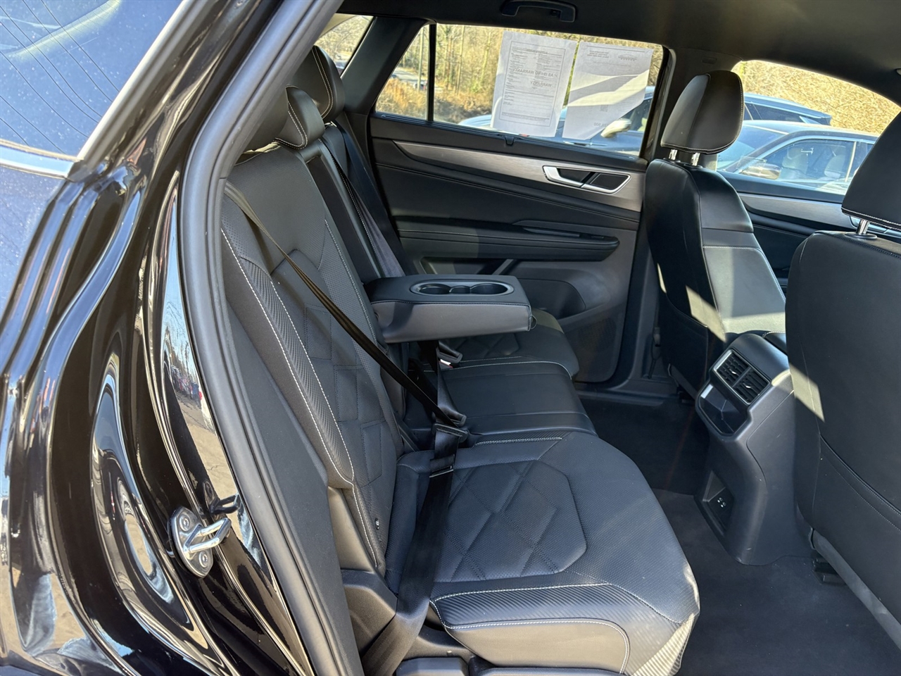 Volkswagen Atlas Cross Sport SE w/Technology AWD 2024