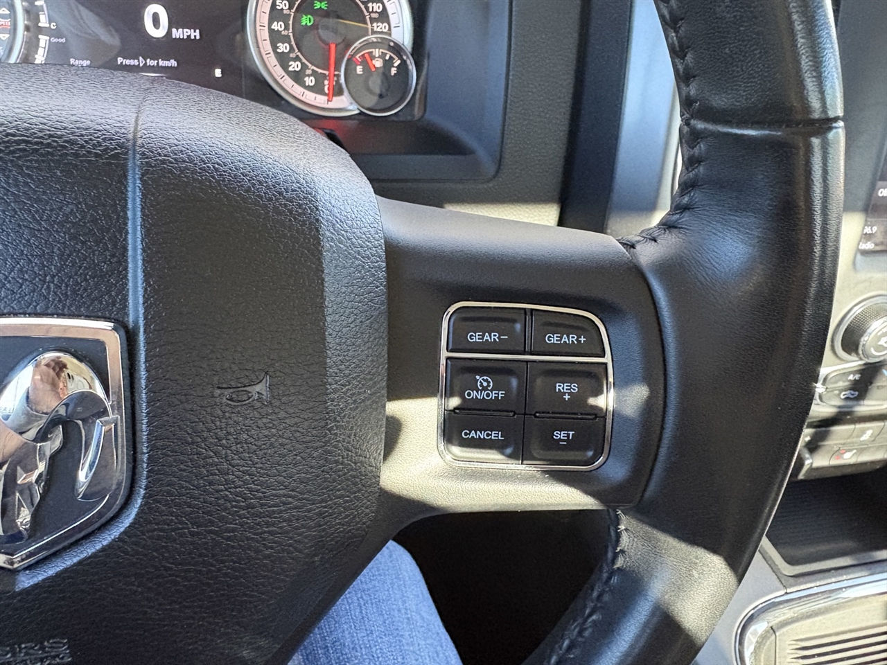 RAM 1500 SPORT SWB 2WD 2018