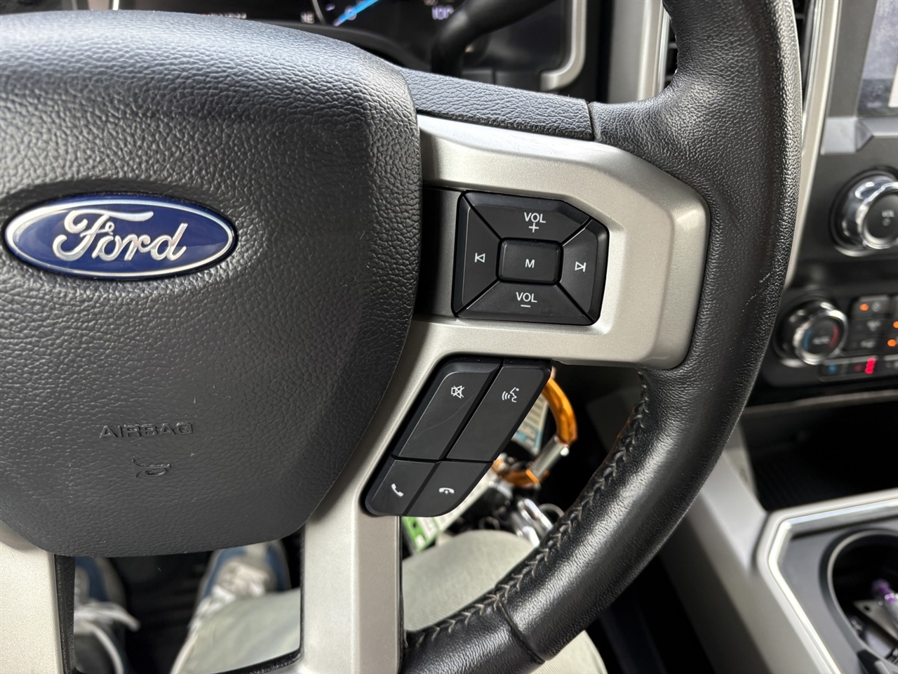 Ford F-350 SD XL SuperCab 4WD 2021