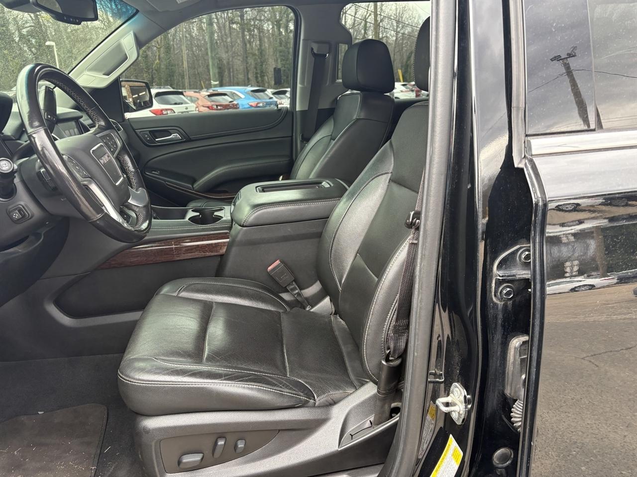 GMC Yukon XL SLT 4WD 2019