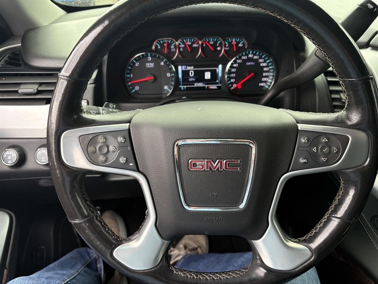 GMC Yukon XL SLT 4WD 2019