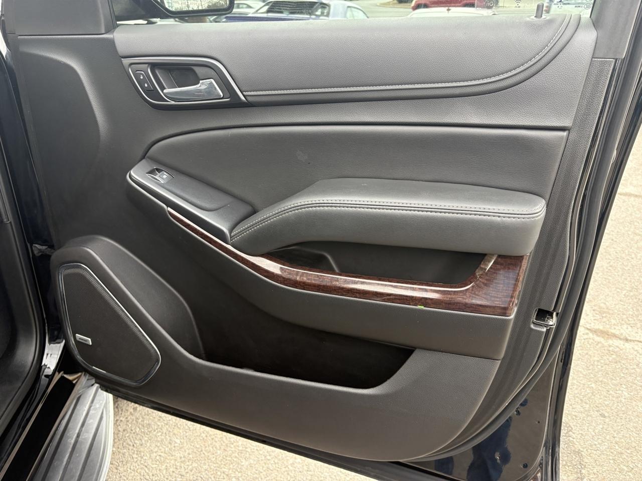 GMC Yukon XL SLT 4WD 2019