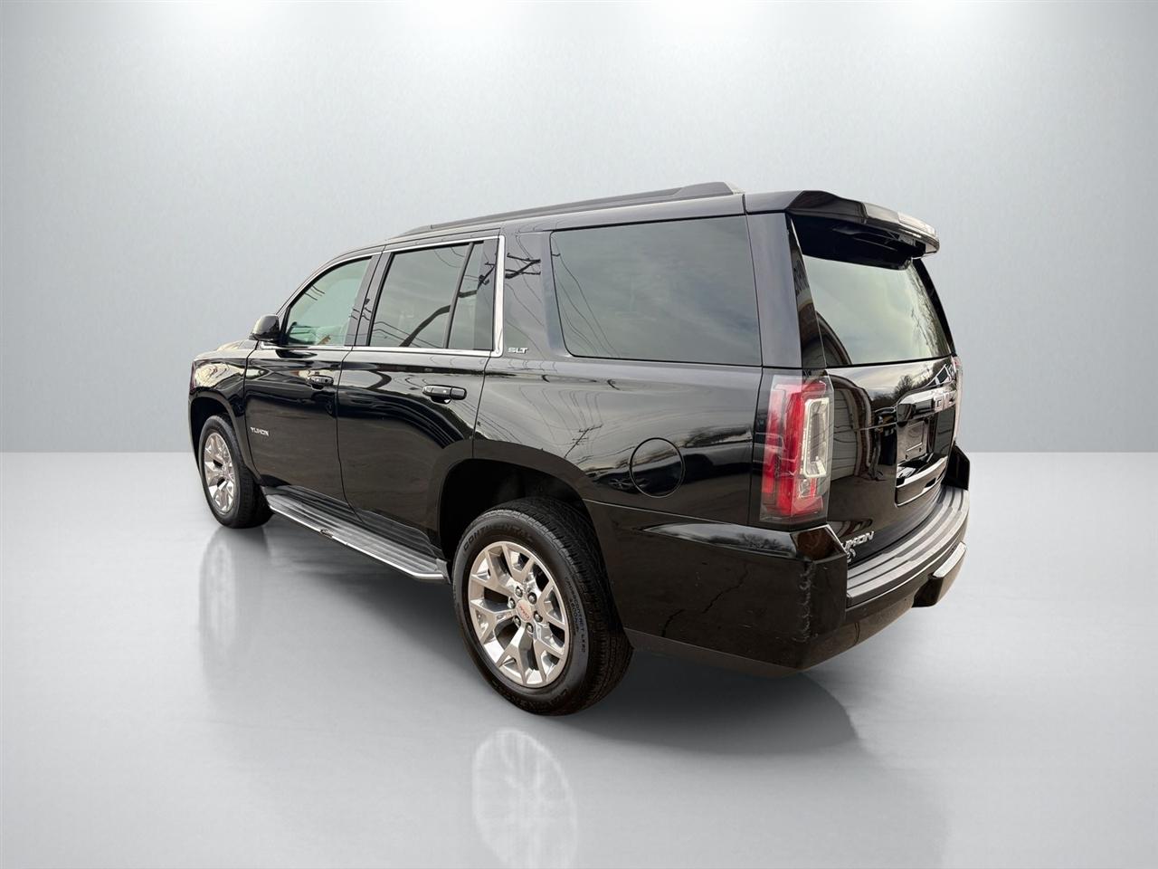 GMC Yukon SLT 4WD 2017