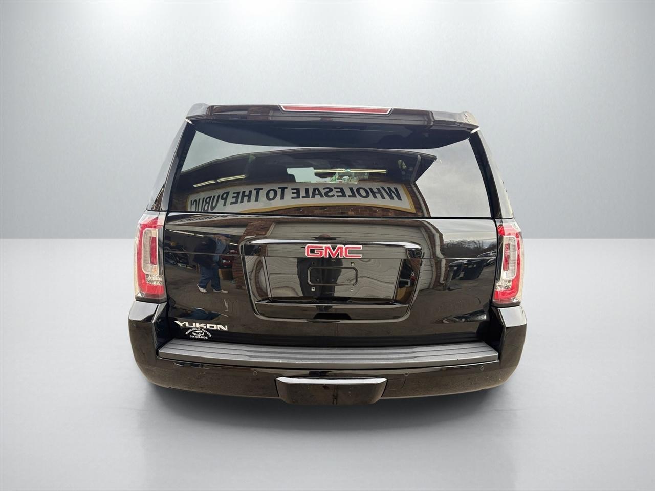 GMC Yukon SLT 4WD 2017
