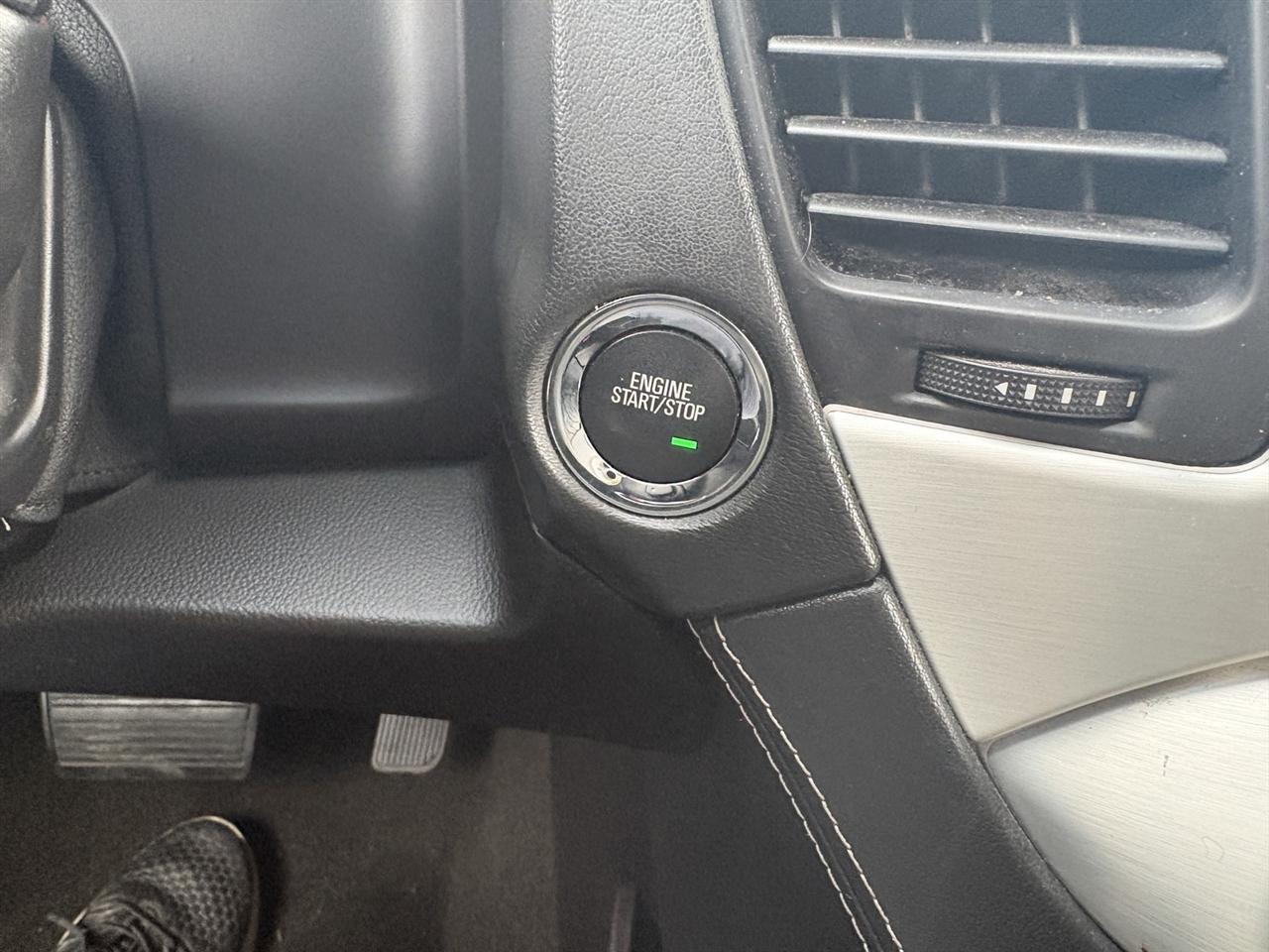 GMC Yukon SLT 4WD 2017