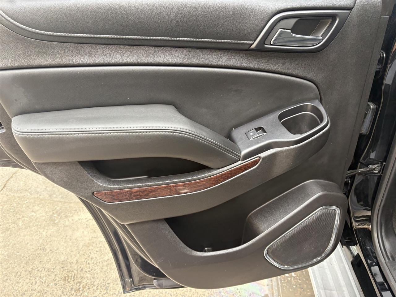 GMC Yukon SLT 4WD 2017