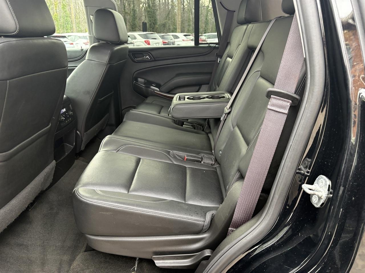 GMC Yukon SLT 4WD 2017