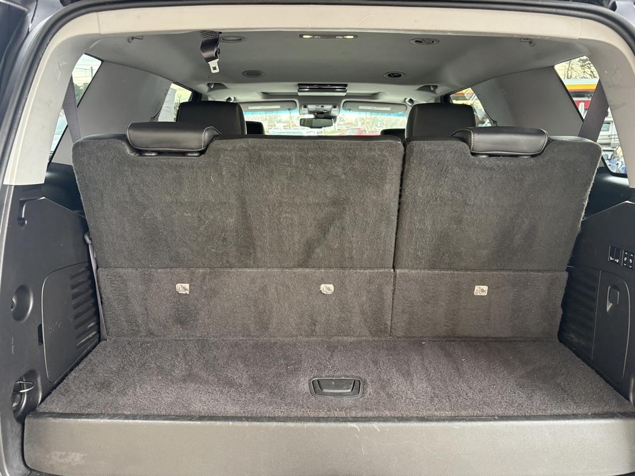 GMC Yukon SLT 4WD 2017