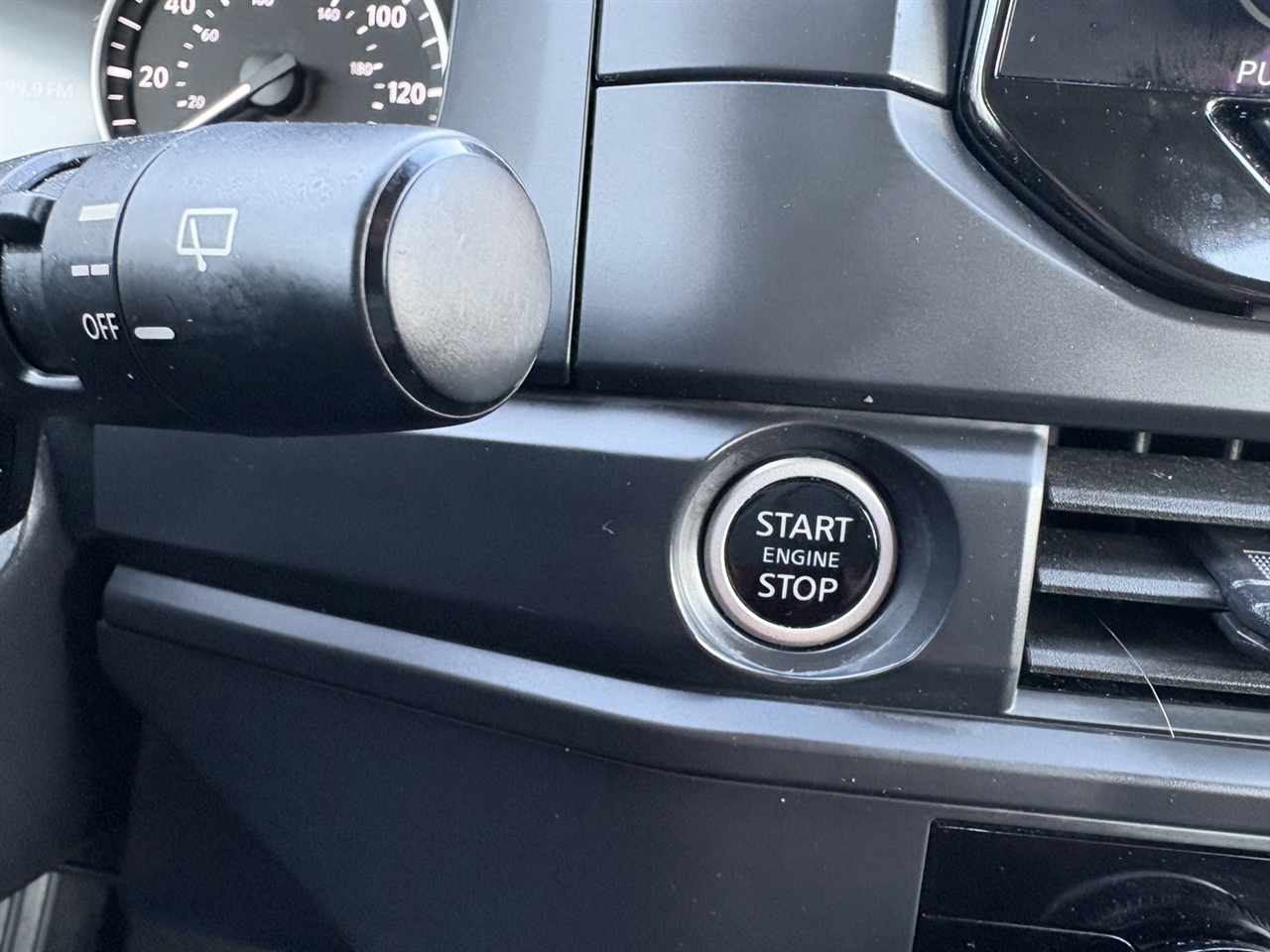 Nissan Pathfinder S 4WD 2023