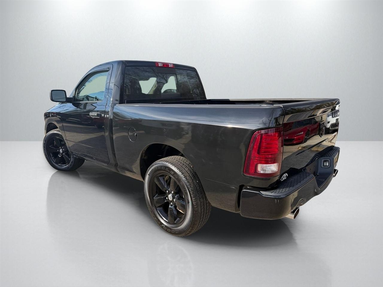RAM 1500 Tradesman Regular Cab SWB 2WD 2013