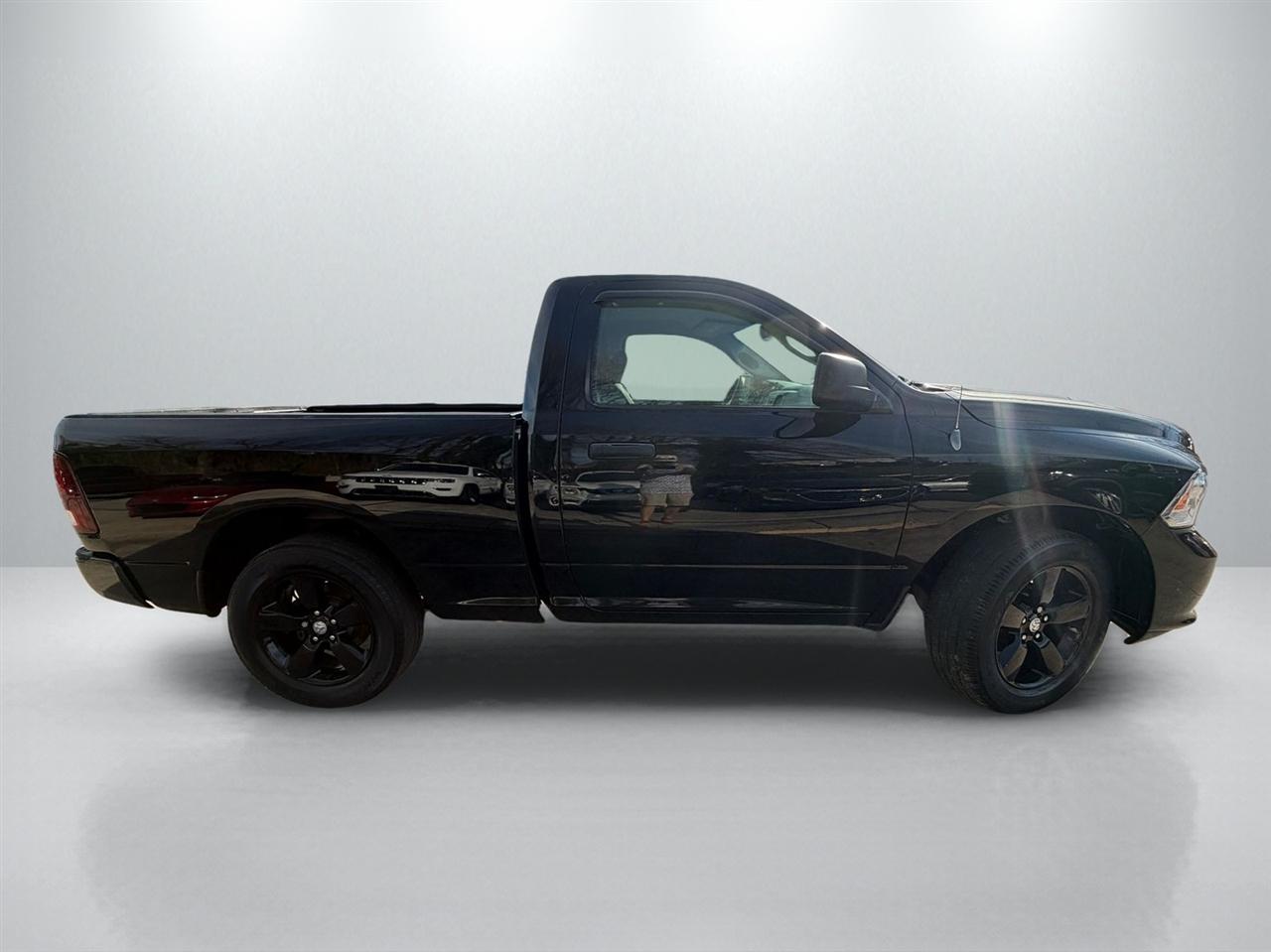 RAM 1500 Tradesman Regular Cab SWB 2WD 2013