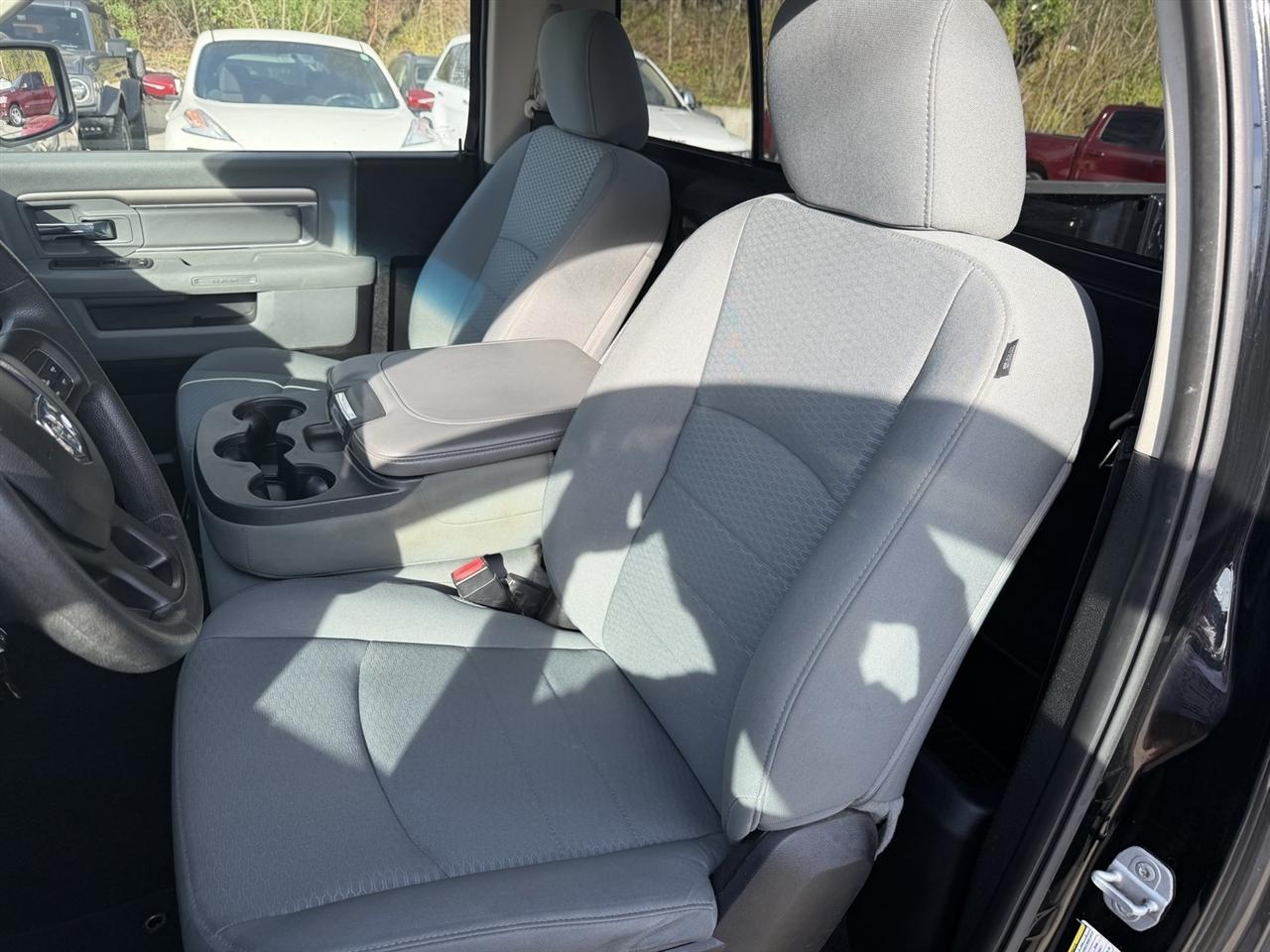 RAM 1500 Tradesman Regular Cab SWB 2WD 2013