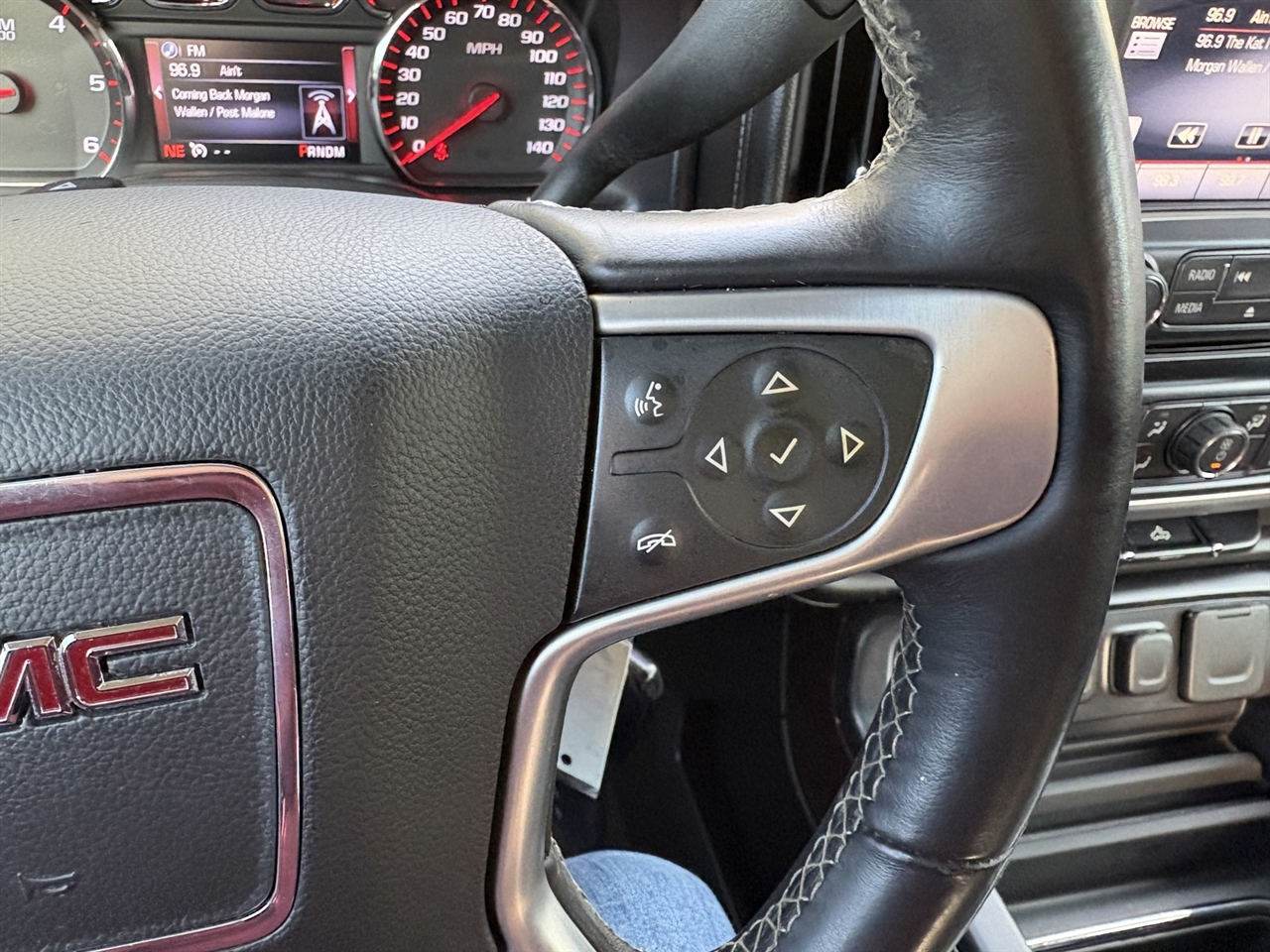 GMC Sierra 1500 SLE Crew Cab Short Box 4WD 2015