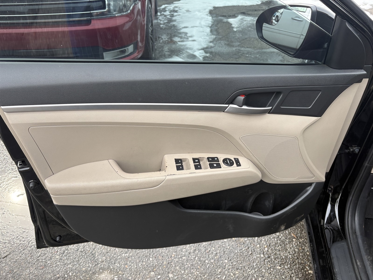 Hyundai Elantra SE 6M 2019