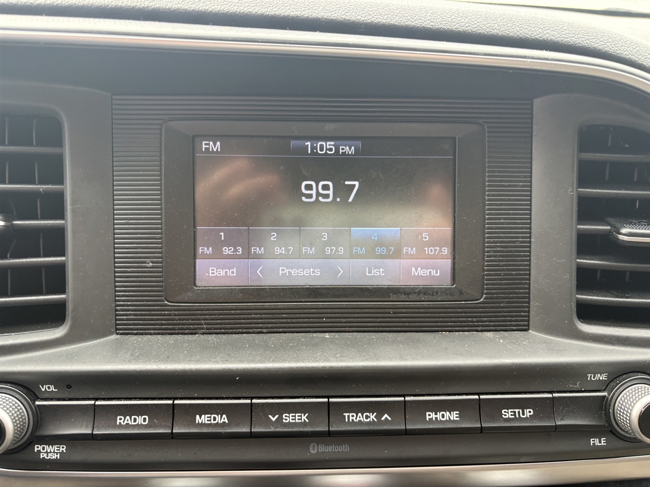 Hyundai Elantra SE 6M 2019