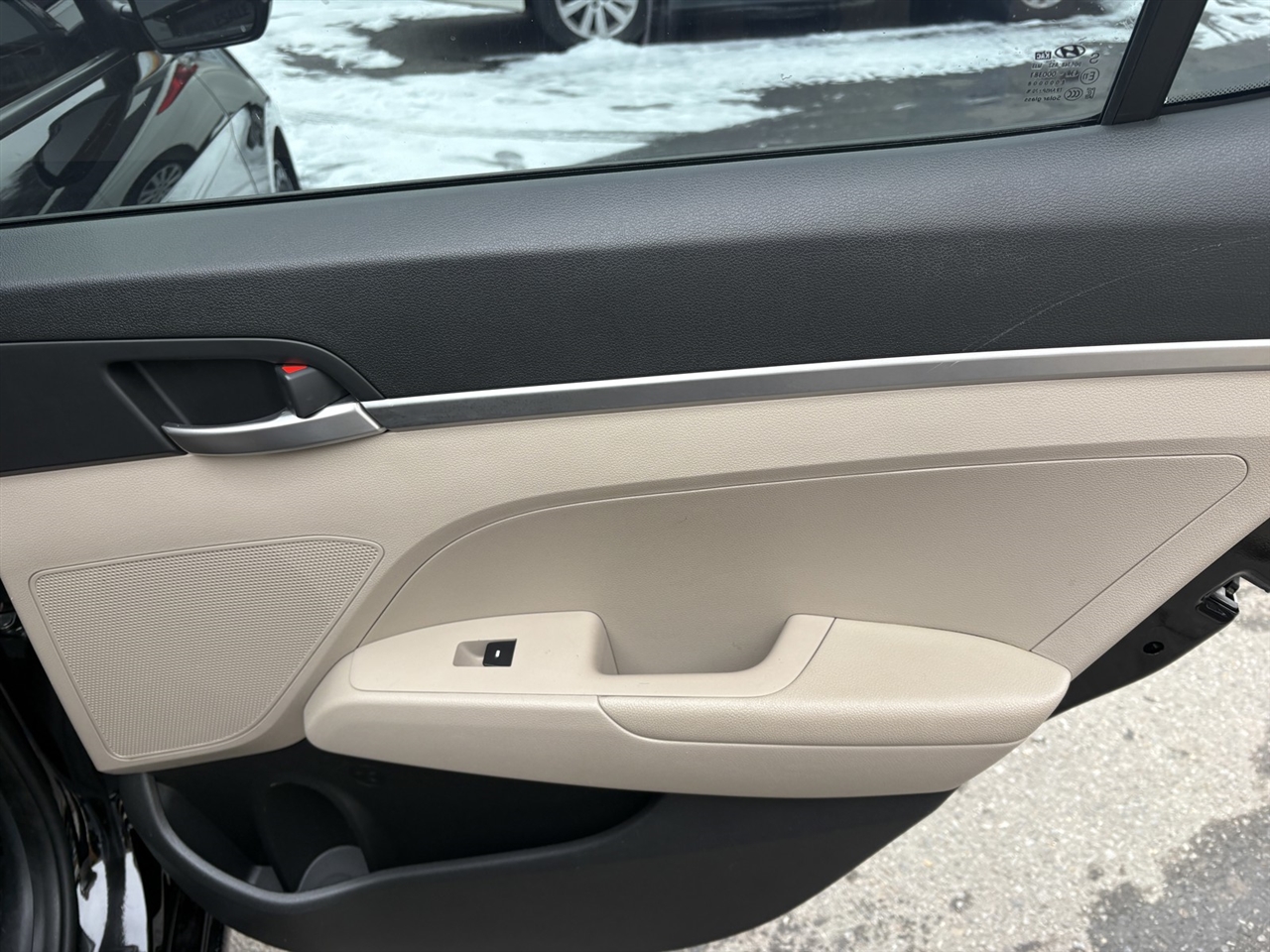 Hyundai Elantra SE 6M 2019