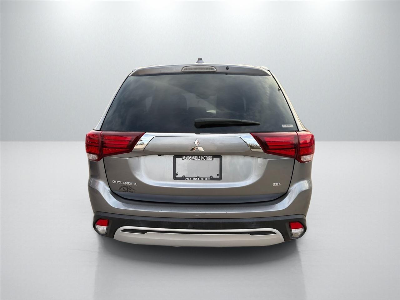 Mitsubishi Outlander SEL AWD 2020