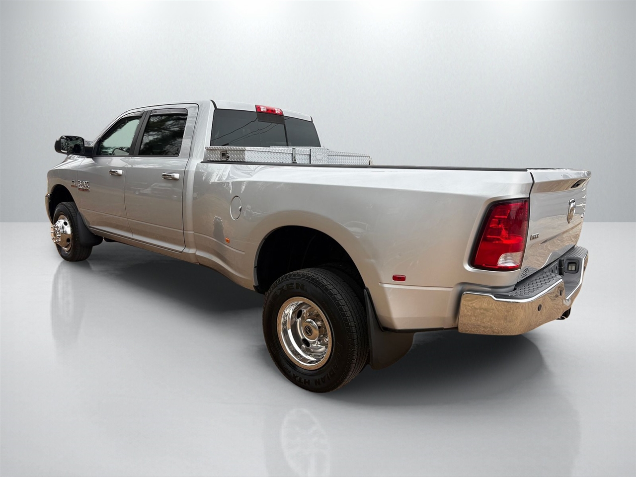 RAM 3500 SLT Crew Cab LWB 4WD DRW 2016